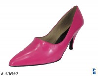 Oversize Shoe