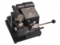 Key Cutting Machine