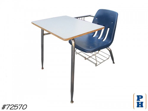School Desk In Chairs