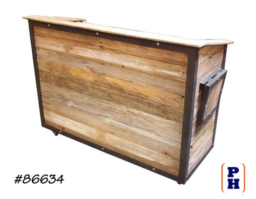 Hostess Station / Cash Wrap