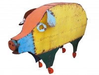 oversize metal Pig