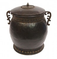 Urn
