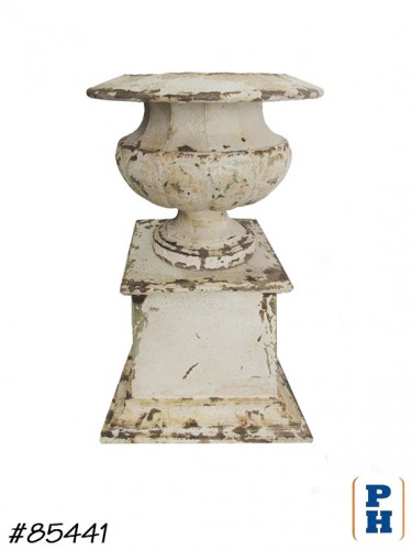 Urn/ Planter