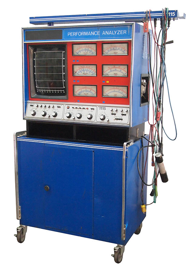 Automotive Engine Analyzer in Garage & Mechanic