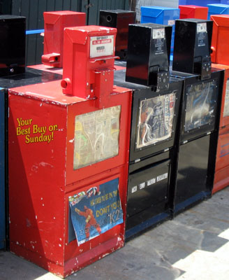 Newspaper Machine