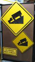 Traffic Signs (Panel #27), Trucks - Down Grade