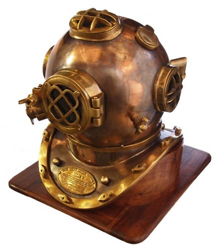 Diving Helmet