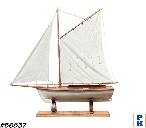 Model Sailboat
