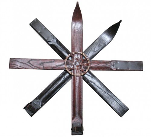 crossed skis wall decor