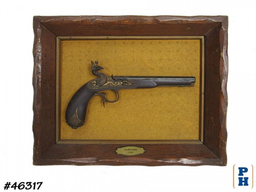 Gun Plaque